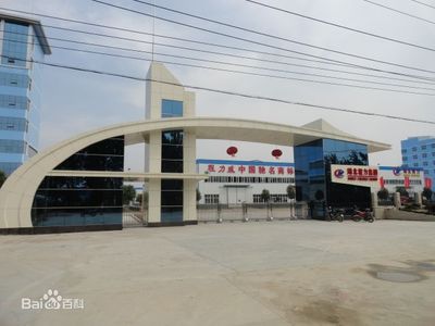 汽車(chē)工廠物流利器 前四后八平板運(yùn)輸車(chē)的選購(gòu)與市場(chǎng)分析