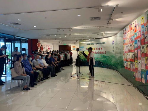 慶祝教師節(jié)師生書畫展在海淀區(qū)文化館（北館）開幕 三尺講臺(tái)存日月，春華秋實(shí)滿庭芳