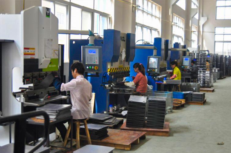 是一家專業于通信工程配套產品的設計,研發,生產及銷售的企業